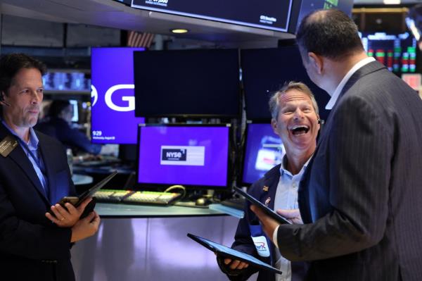 New York Stock Exchange traders